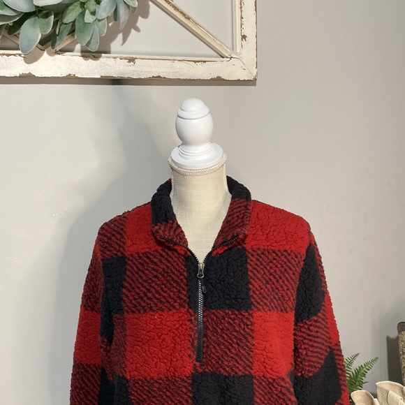 1️⃣2️⃣Buffalo plaid fuzzy fleece pullover - Picture 4 of 5